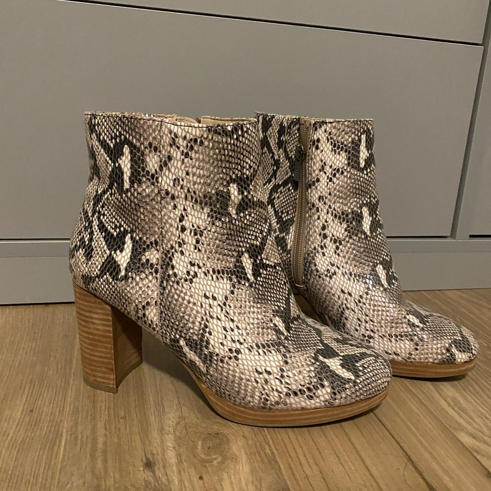 Never worn booties